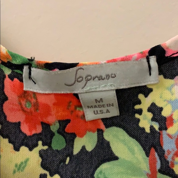 Floral shirt from Nordstrom - Picture 2 of 2